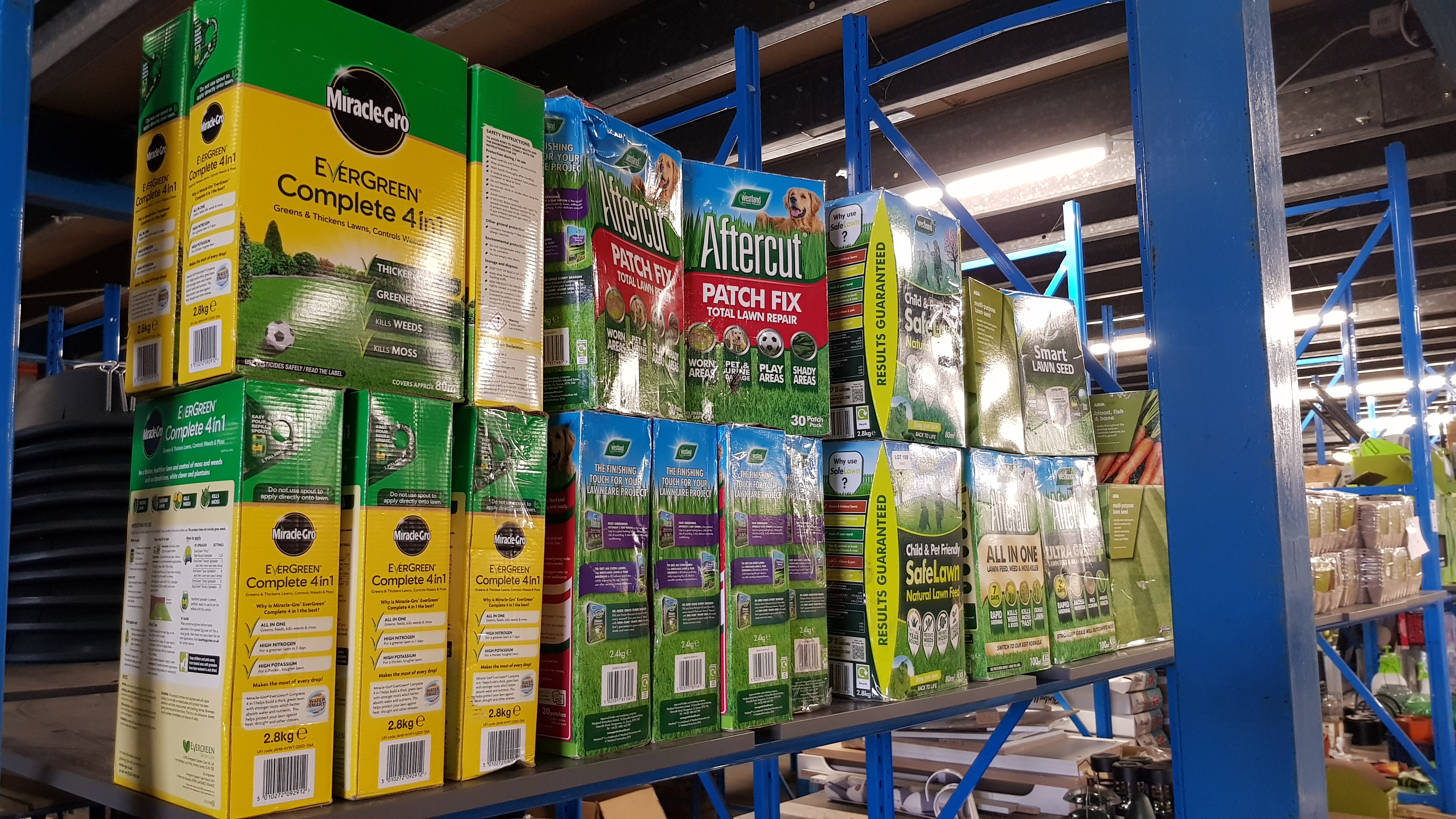 Title: (110/6H) Lot RRP £226. 25x Garden Lawn Items. 5x Miracle Gro Evergreen Complete 4 In 1 RRP £ - Image 8 of 14