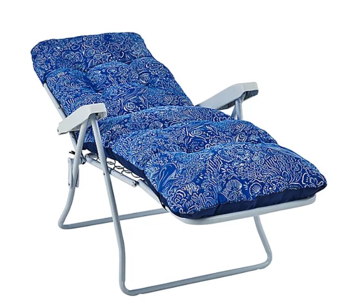 Title: (138/7K) Lot RRP £65. 2x Blue Ocean Print Garden Furniture Items. 1x Sun Lounger RRP £30. - Image 2 of 11