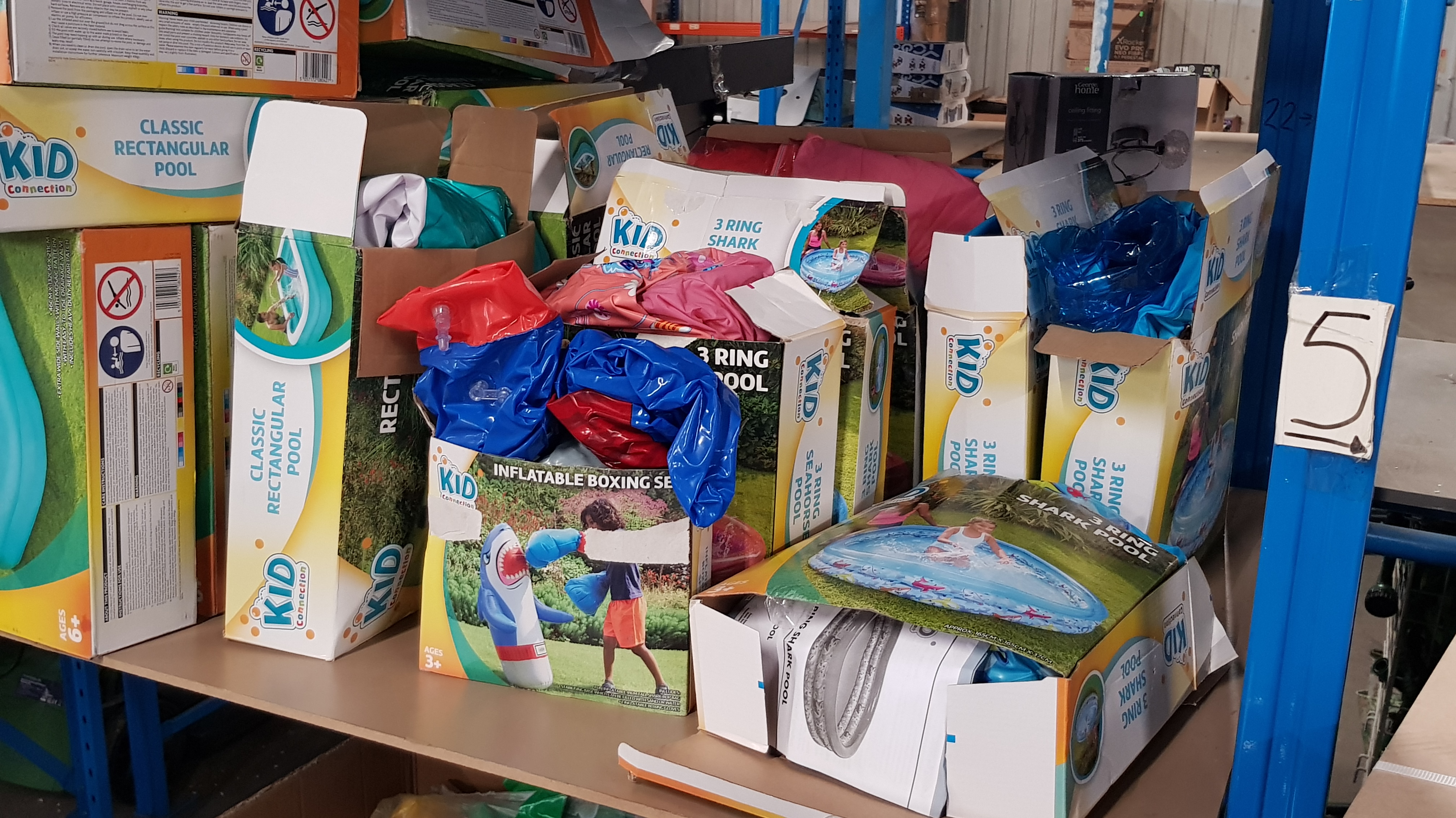 Title: (128/6C) Lot RRP Circa £300+. Approx 36x Mixed Kid Connection Inflatable Pools / Items. To - Image 12 of 12