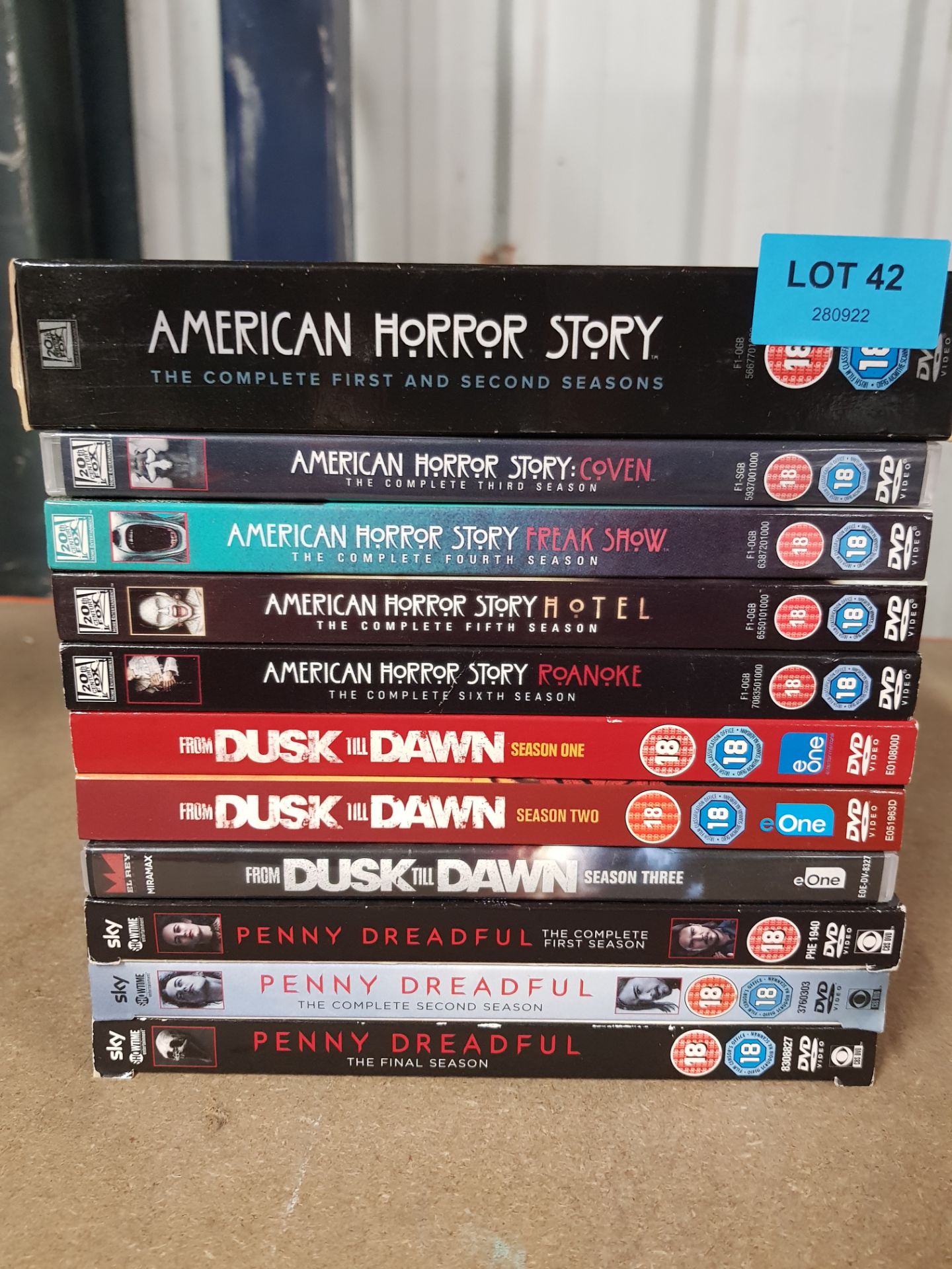 Title: (42/11D) Lot RRP £100. 11x DVD Boxset Items. 1x American Horror Story The Complete First - Image 10 of 10