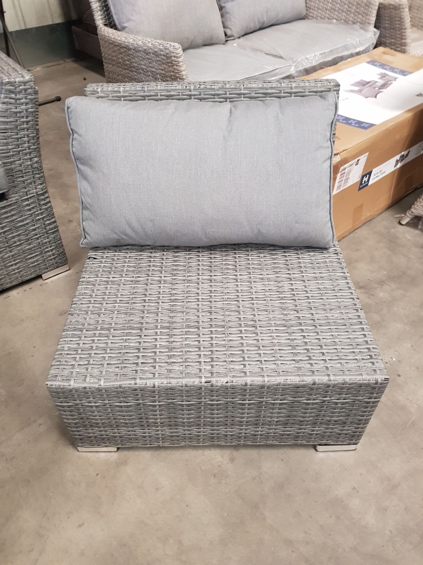 (8/Mez/P) RRP £800. Bambrick 6 Seater Grey Rattan Garden Sofa Set. Space Saving Function. Hand Wo... - Image 13 of 23