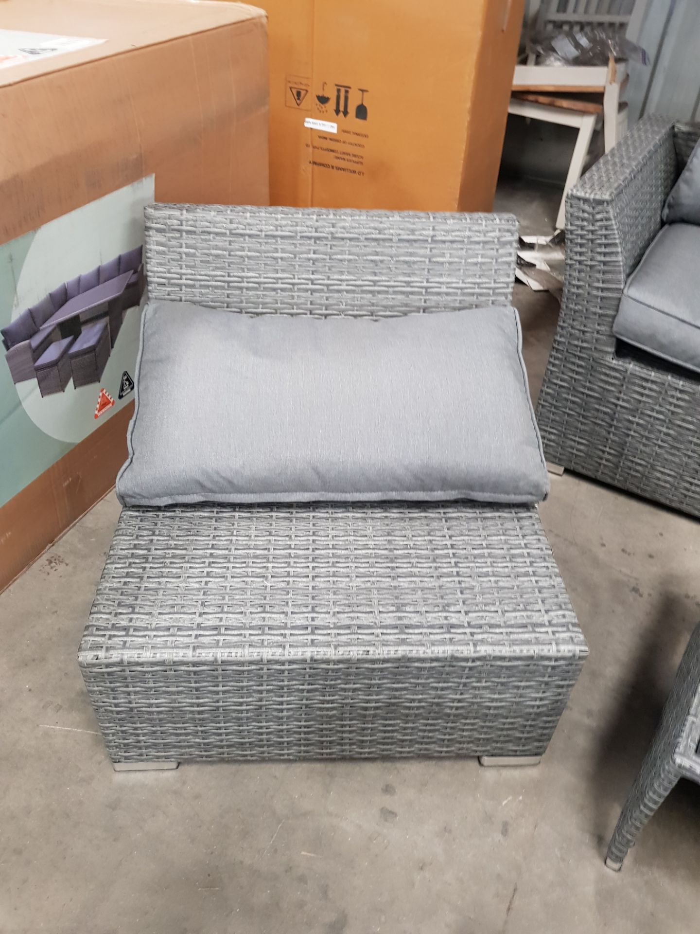 (8/Mez/P) RRP £800. Bambrick 6 Seater Grey Rattan Garden Sofa Set. Space Saving Function. Hand Wo... - Image 12 of 23