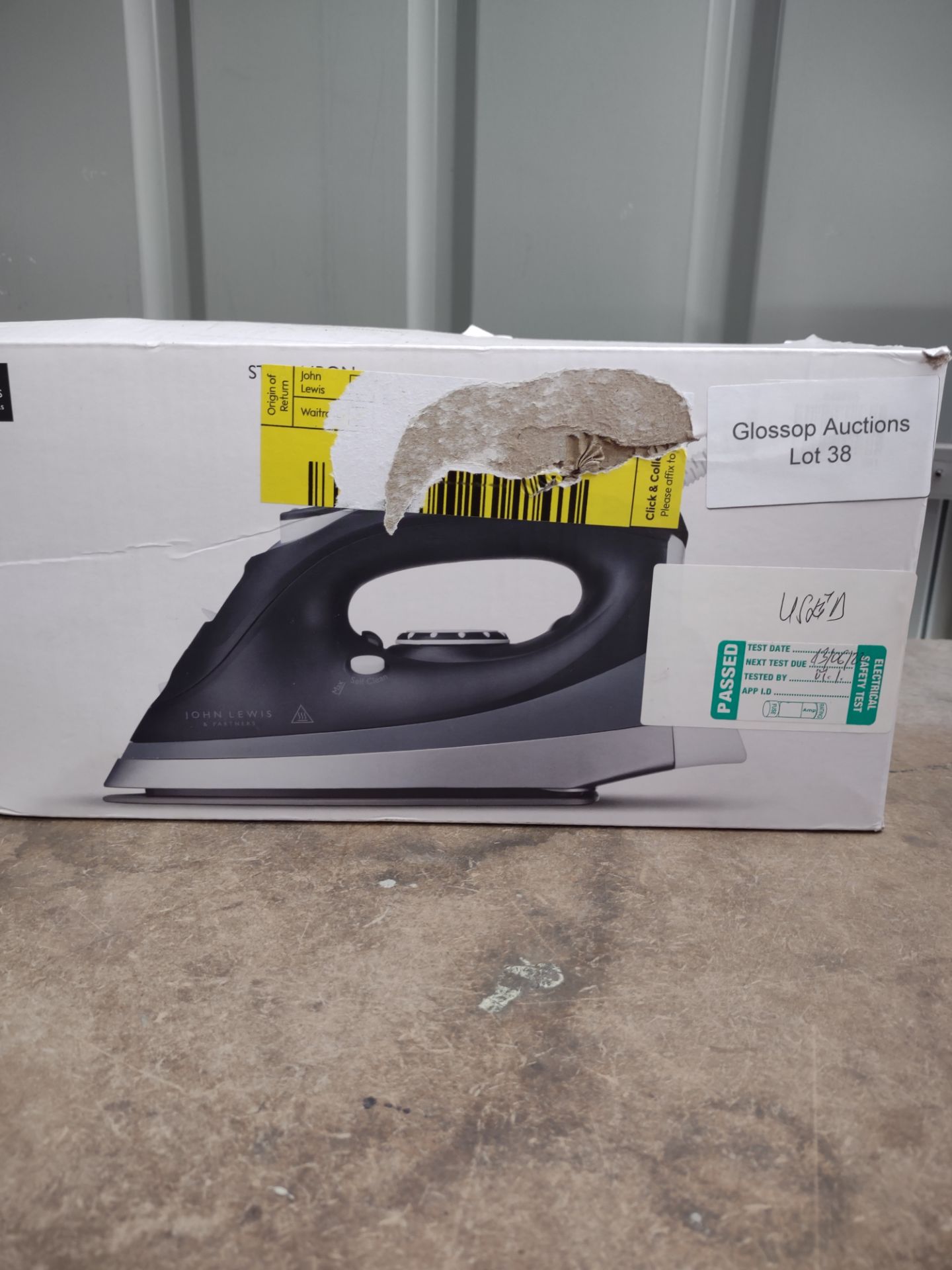 John Lewis Steam Iron. RRP £25 - Grade U