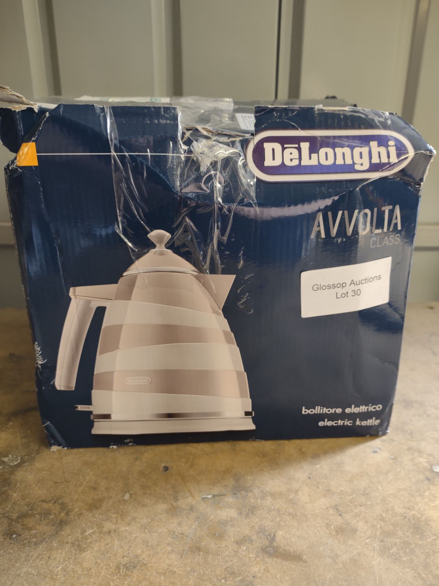 Delonghi Avvolta Class Kettle. RRP £110 - Grade U