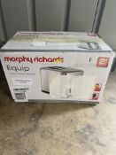 Morphy Richards Equip 2 Slice Toaster. RRP £29.99 - Grade U