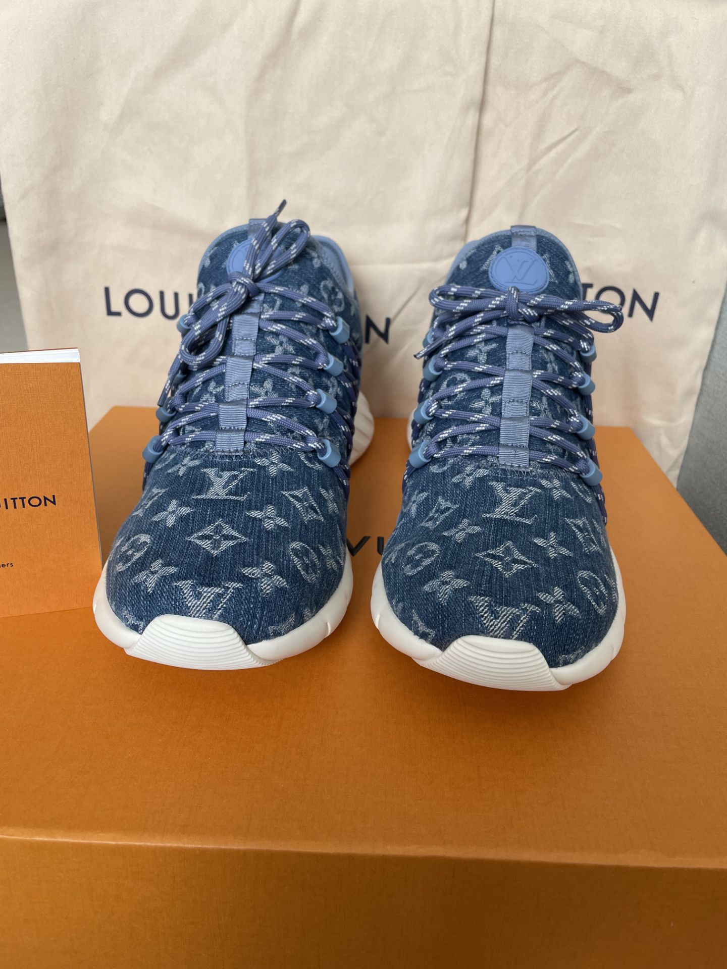 Louis Vuitton Fast Line Sneakers 9.5 - Image 3 of 7