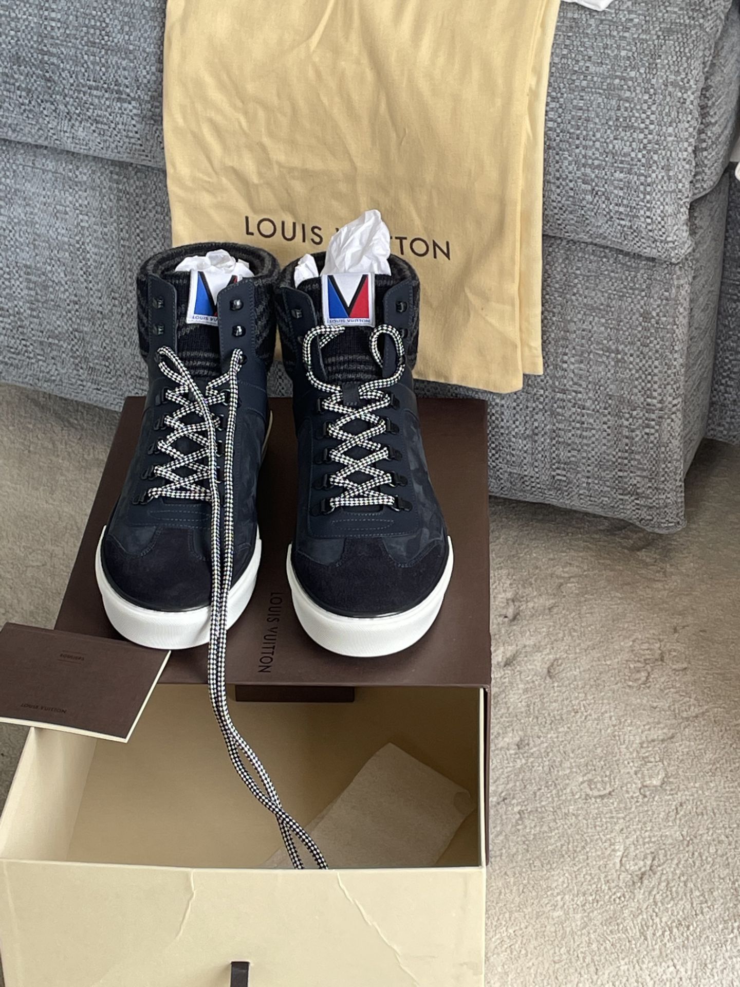 Louis Vuitton Trainers Size 9