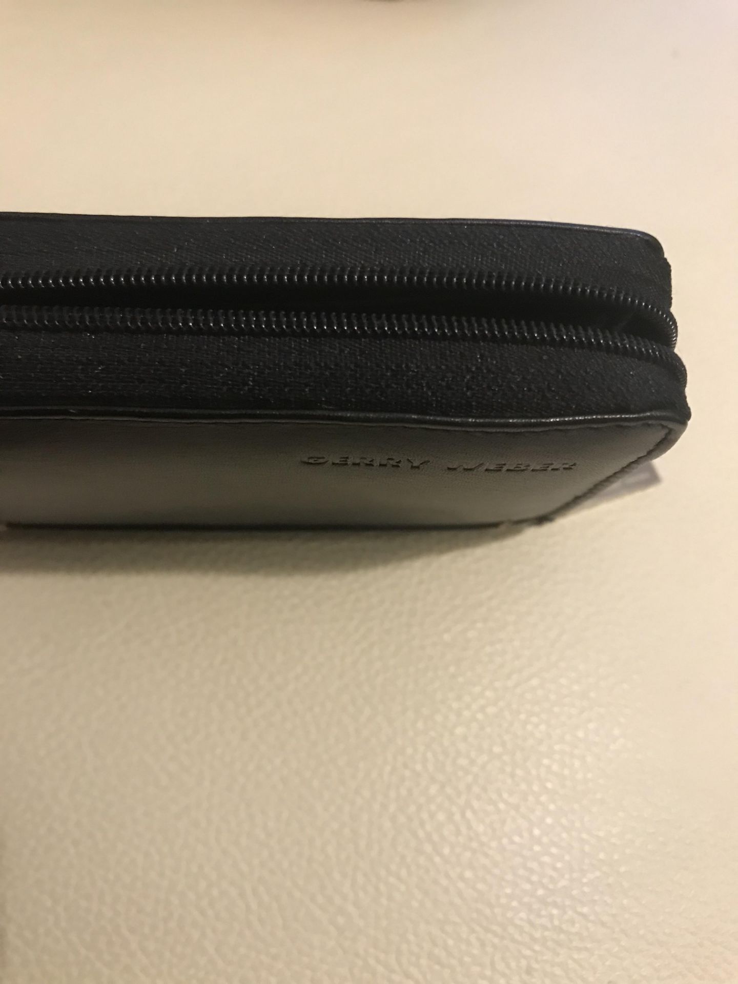 Gerry Weber Small Leather zip round wallet - Image 6 of 6