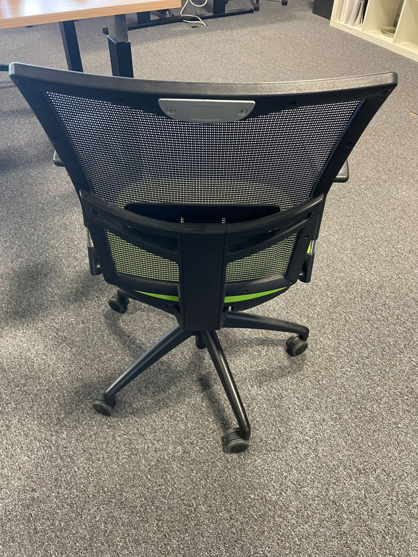 1 x Adjustable Swivel Chair - Image 2 of 2