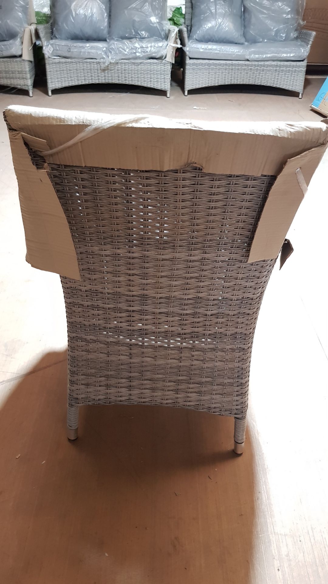 (26/Mez) RRP £100. Hartington Florence Collection Rattan Dining Chair With 1x Cushion. Dimensions... - Image 4 of 5