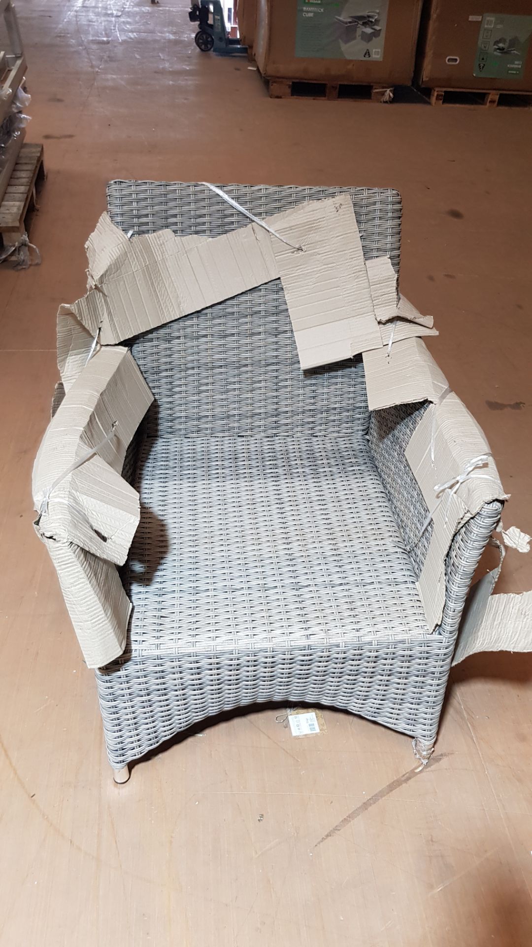 (22/Mez) RRP £150. Hartington Florence Collection Rattan Armchair Chair With 2x Cushion. Dimension.. - Image 5 of 5