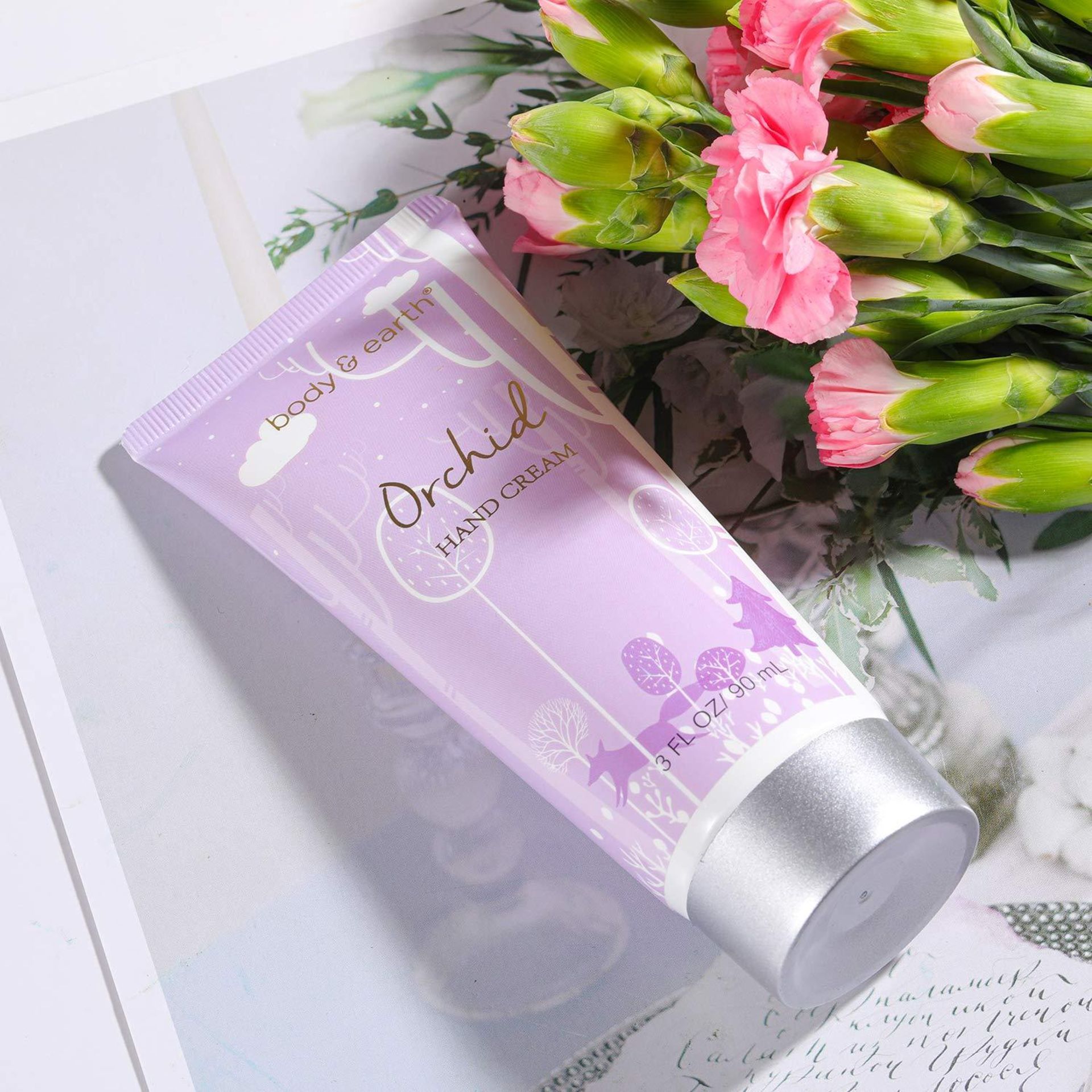 New Packaged Body & Earth Orchid Bath Gift Set. (Be-Bp-043) Orchid Scent: Infused With a Sweet - Image 4 of 5