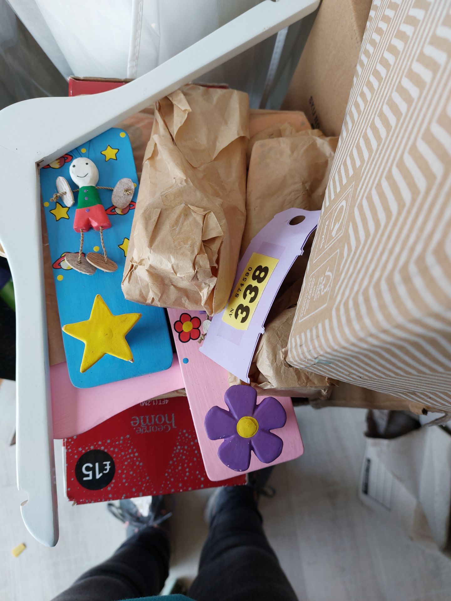 Box of Pink and Blue Door and Clothes Hooks and Mirrors for Children's Rooms - Image 4 of 7