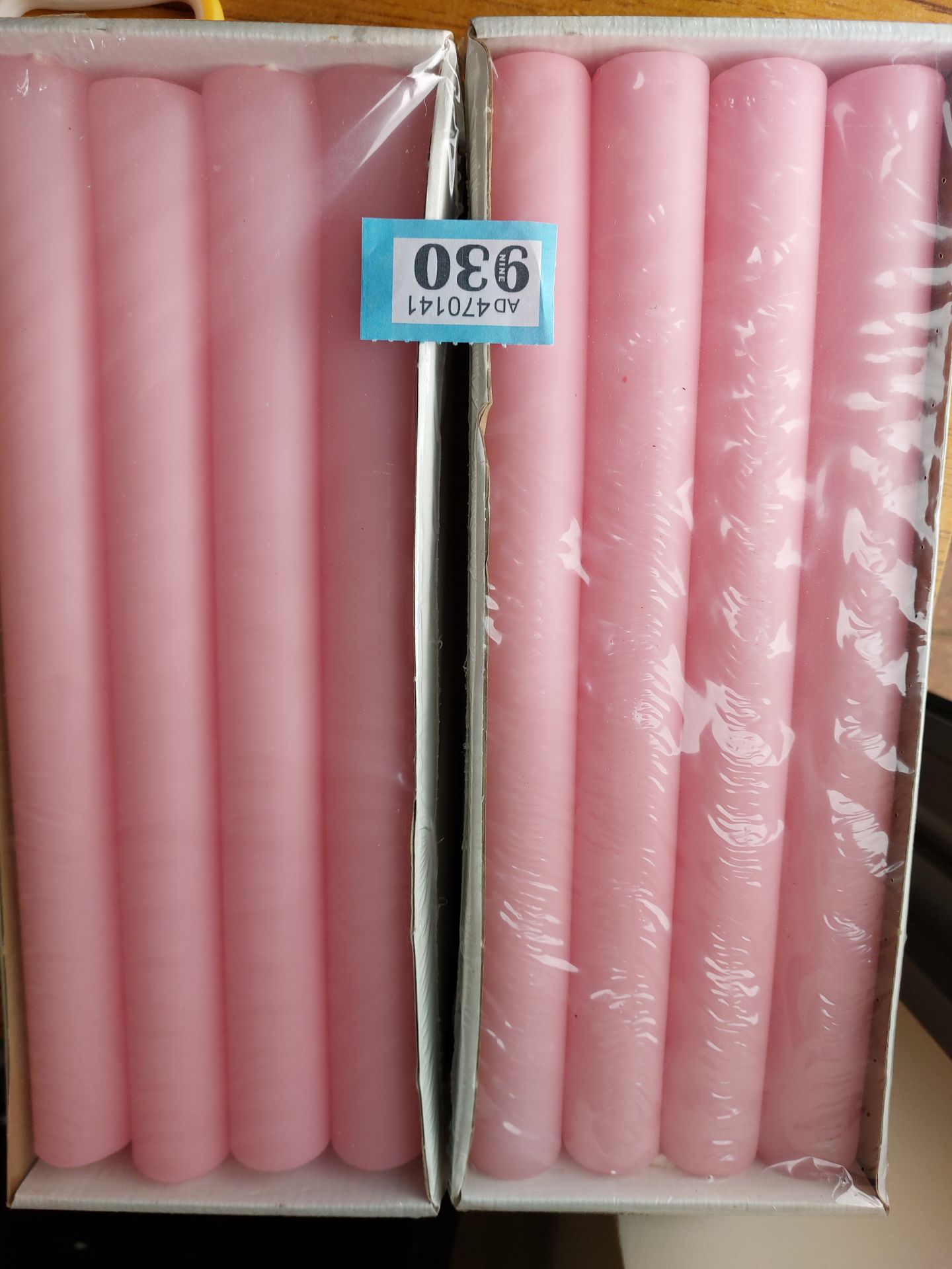 Long Pink Candles. Box of 8 x 2 - Image 2 of 4