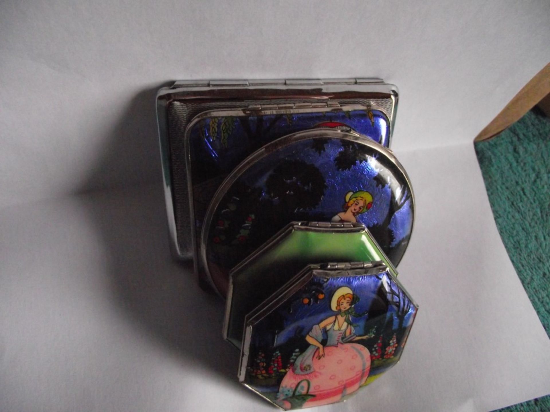 5 X 1930's Gwenda Powder Compacts & Cigarette Case - New Old Stock (unused)- original boxes. - Image 14 of 16