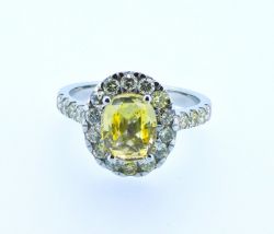 Certified 3.58 Total Carat Weight Yellow Vvs Untreated Sapphire &Yellow Diamonds Ring