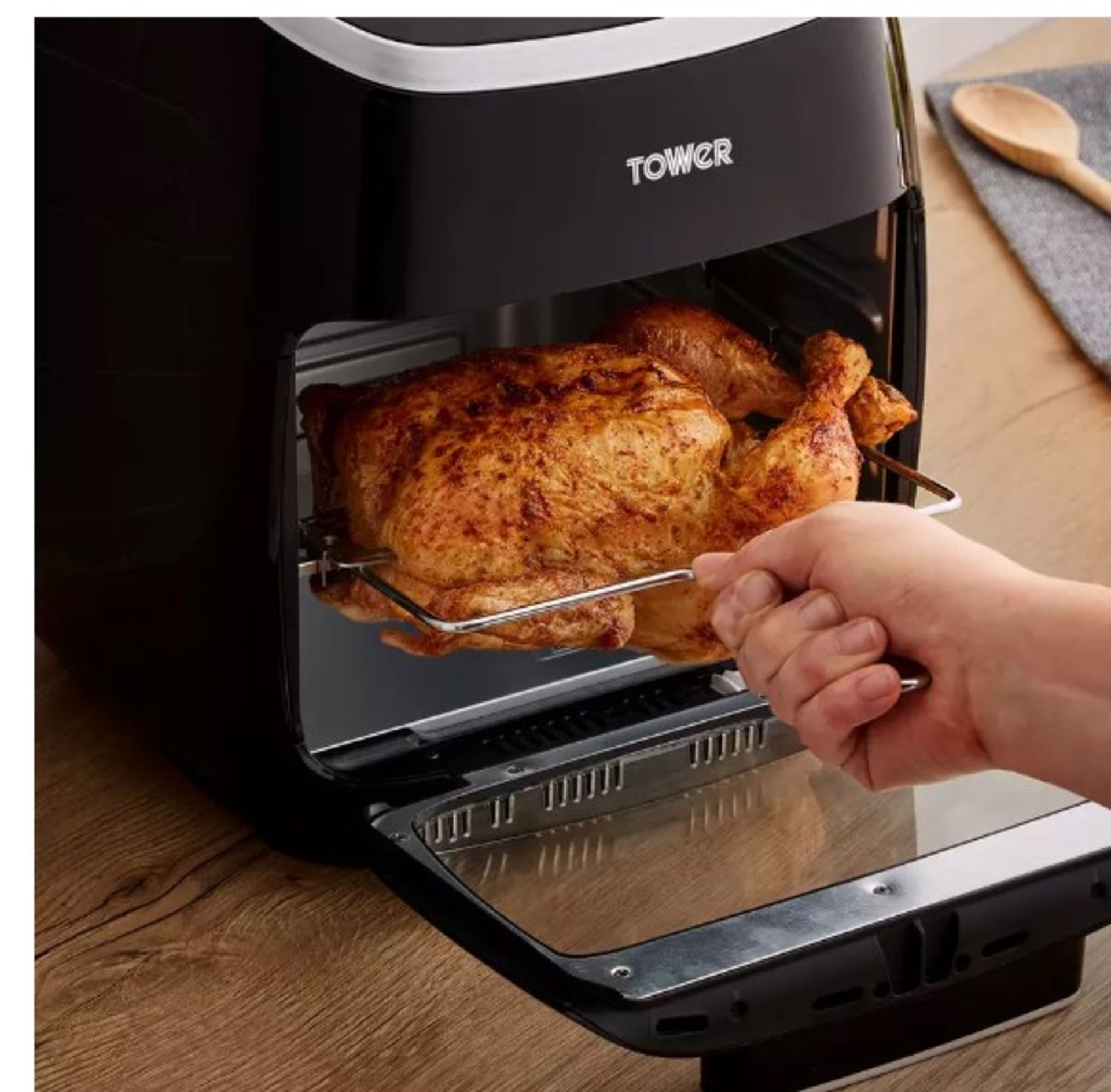 (59/5D) RRP £110. Tower 11 Litre 5 In 1 Air Fryer Oven Black With Rotisserie. - Image 2 of 16