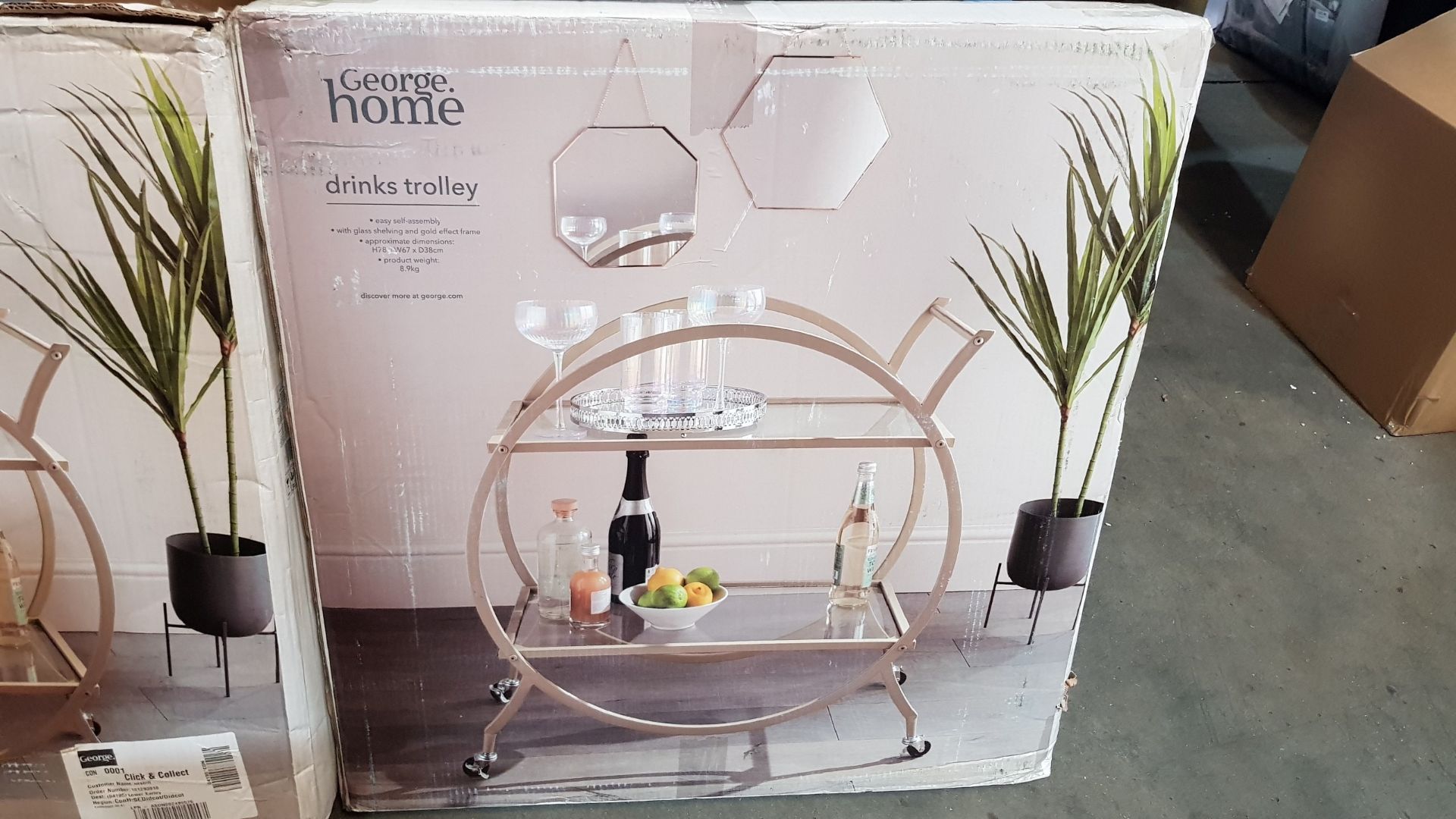 (32/1D) Lot RRP £85. 3x Items. 2x Gold Metal Trim Drinks Trolley RRP £30 Each. 1x Gold Tone Half... - Image 21 of 22