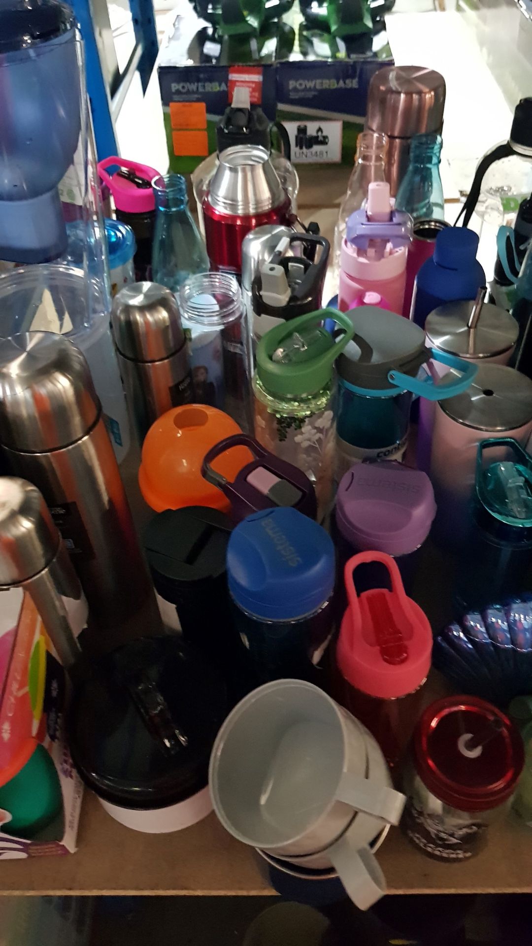 (24/2B) Lot RRP Circa £200+. Approx 62x Drinking Bottle & Flask Items. To Include Sistema, Contig... - Image 11 of 38