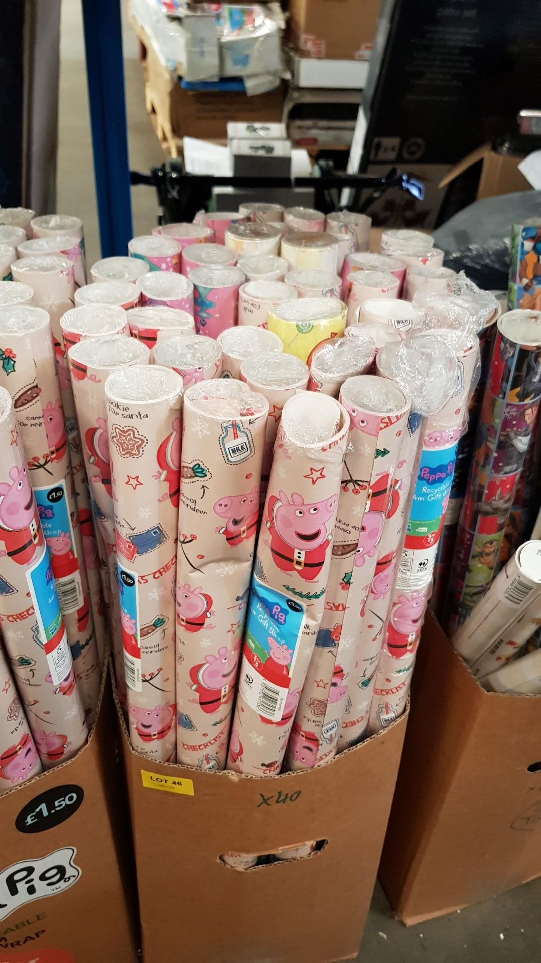 (46/1A) Lot RRP £120. Approx 80x Peppa Pig Christmas Gift Wrapping Paper RRP £1.50 Each. (Majorit... - Image 11 of 13