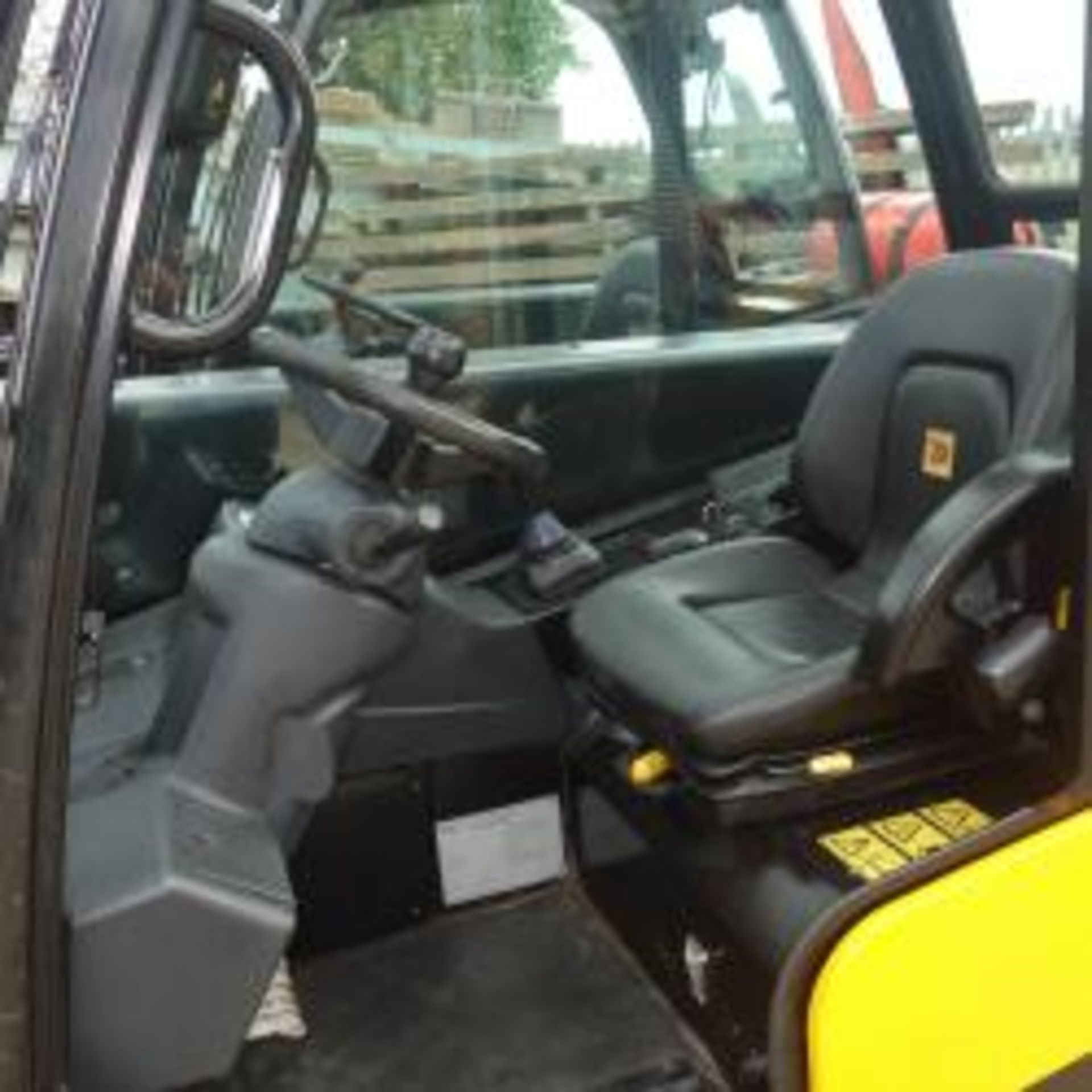 2014 JCB TLT30G Teletruck Forklift - Image 7 of 7