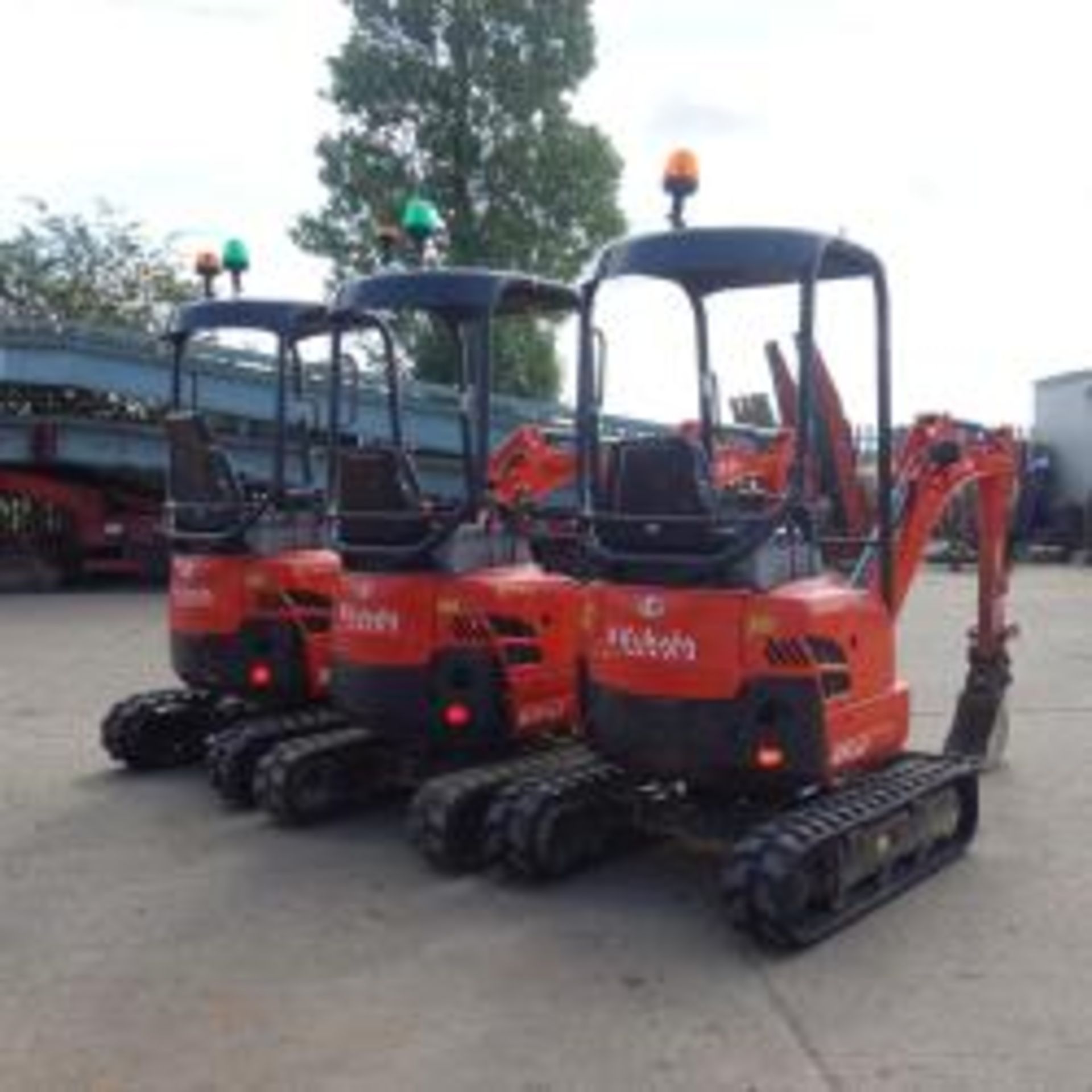 Kubota U17-3 Mini Digger - Image 5 of 12