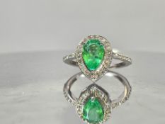 Beautiful 1.34CT Natural Emerald With Natural Diamonds & 18kGold