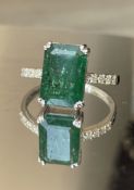 Beautiful 3.46 Carats Natural Emerald Ring Natural Diamonds & 18k Gold