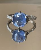 Beautiful Natural 3.36 CT Ceylon Blue Sapphire W Natural Diamonds & 18kGold