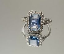 2.53 CT Unheated/untreated Cornflower Blue Sapphire Natural Diamonds & 18k Gold