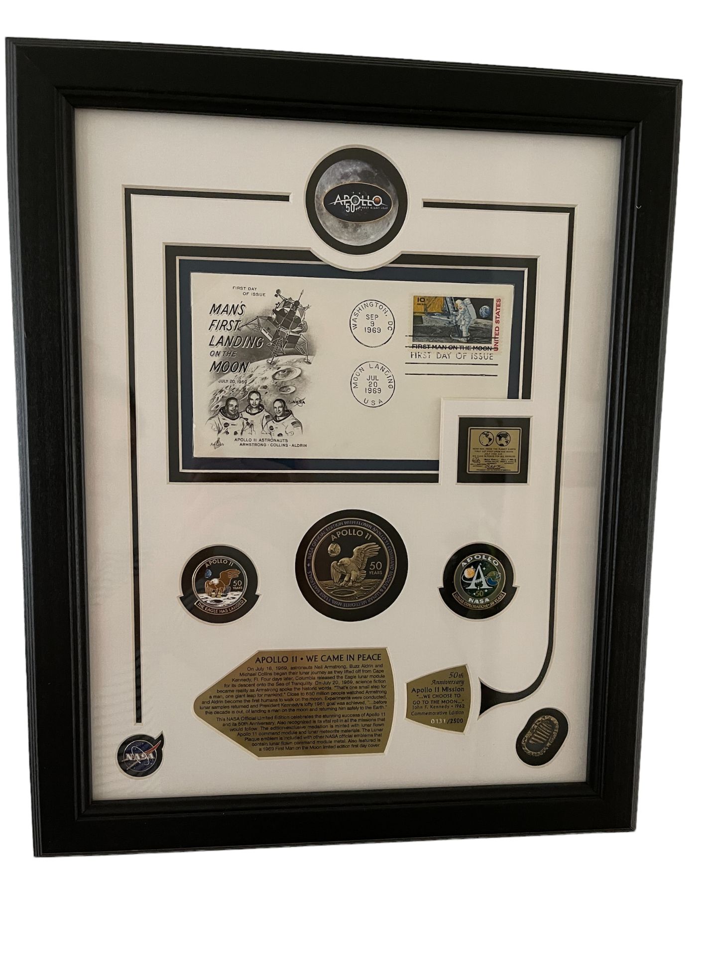 Apollo 11 Commemorative Limited Edition 'We come in Peace' 50th Anniversary Apollo 11 Mission - Image 4 of 6