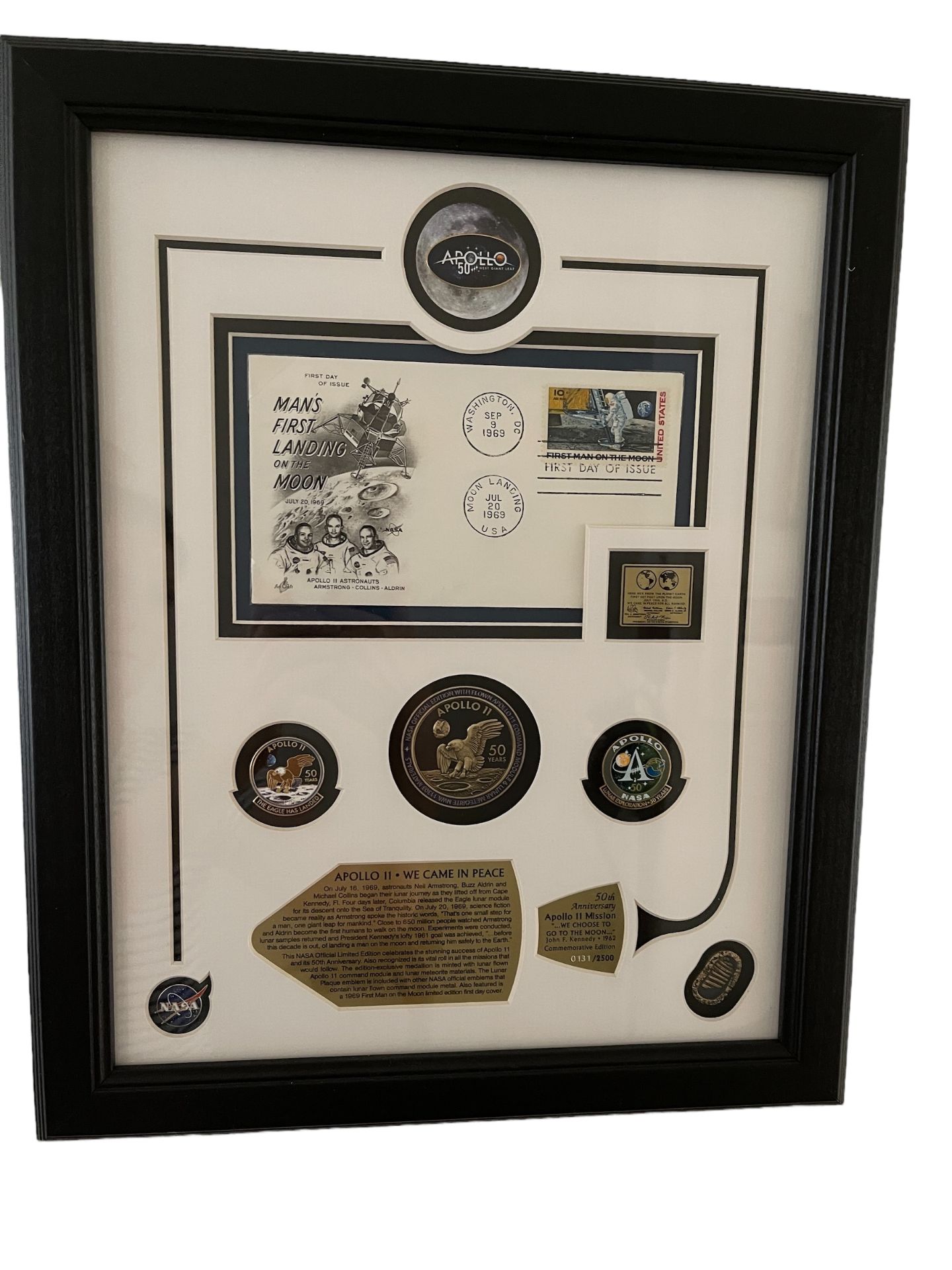 Apollo 11 Commemorative Limited Edition 'We come in Peace' 50th Anniversary Apollo 11 Mission - Image 5 of 6