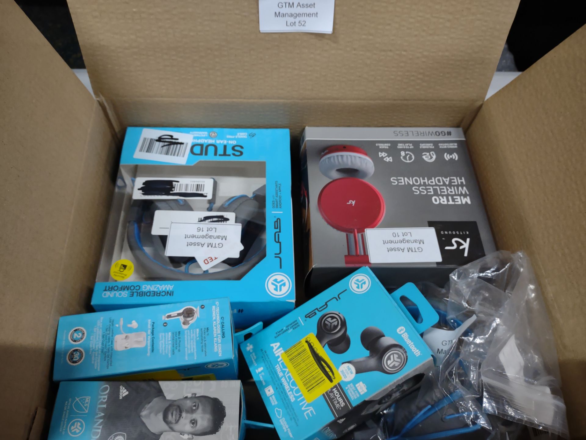 Large Assorted Box of Mixed Tech/electricals. APPROX. RRP £200 - £500. - GRADE U