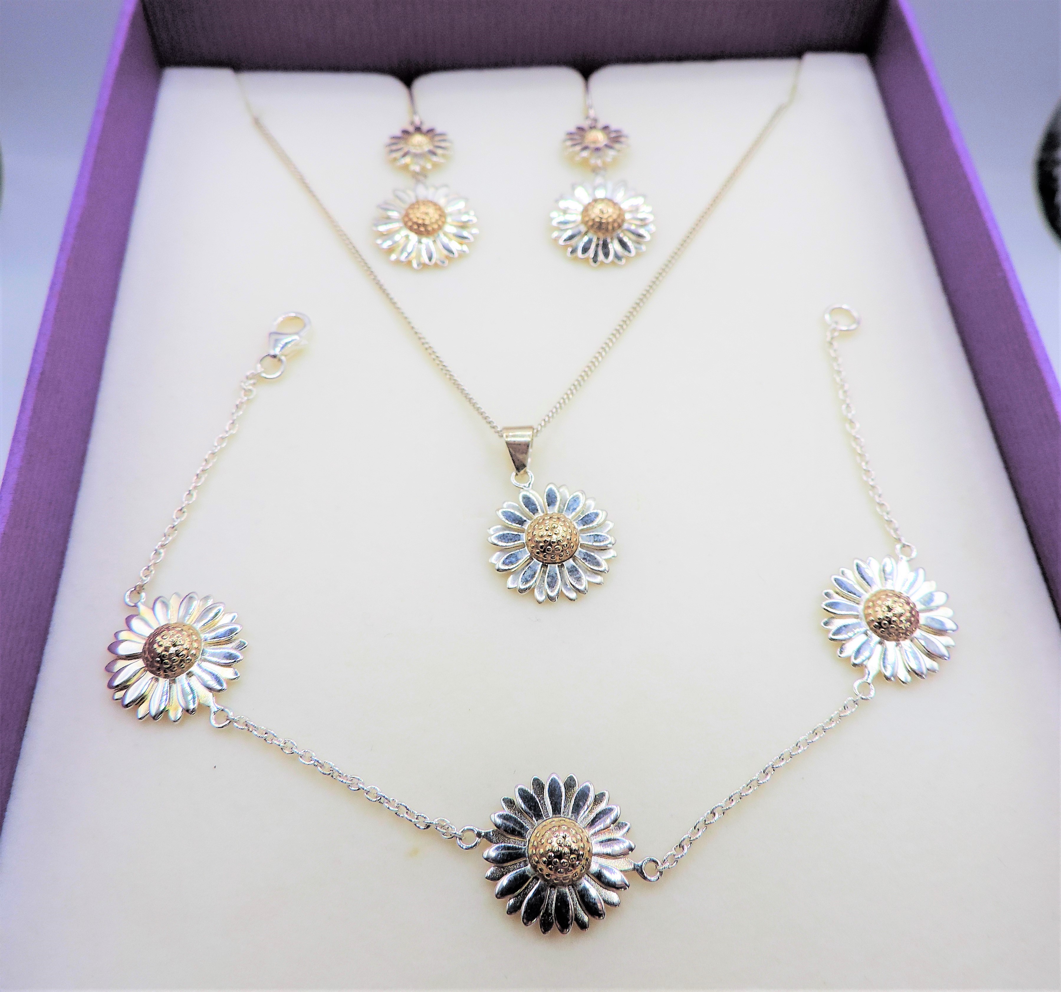 Gold & Sterling Silver Daisy Necklace Bracelet & Earrings Set New with Gift Box