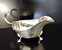 Circa 1890's Barker Brothers Silver Plate Gravy/Sauce Boat