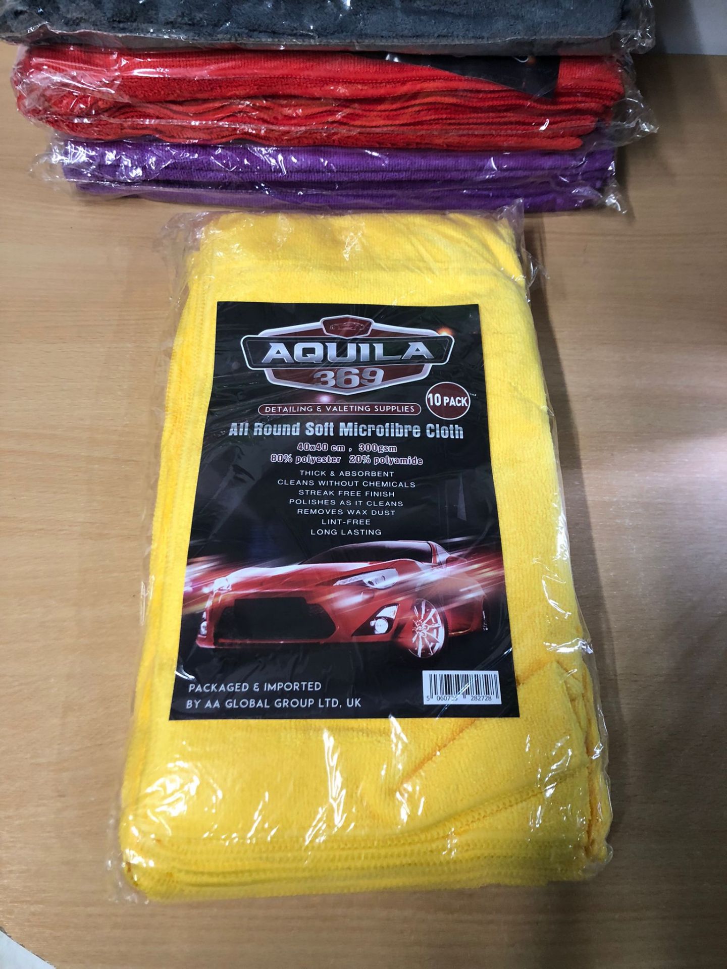 6 Packs of Detailing and Valeting Microfibre Cleaning Cloths Brand New 40 x 40cm - Image 7 of 9