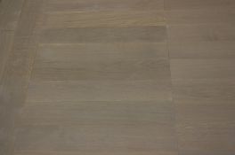 27 packs, 30.51sqm, Oak Nebbia Petite Select Grade Wood Flooring HW7000