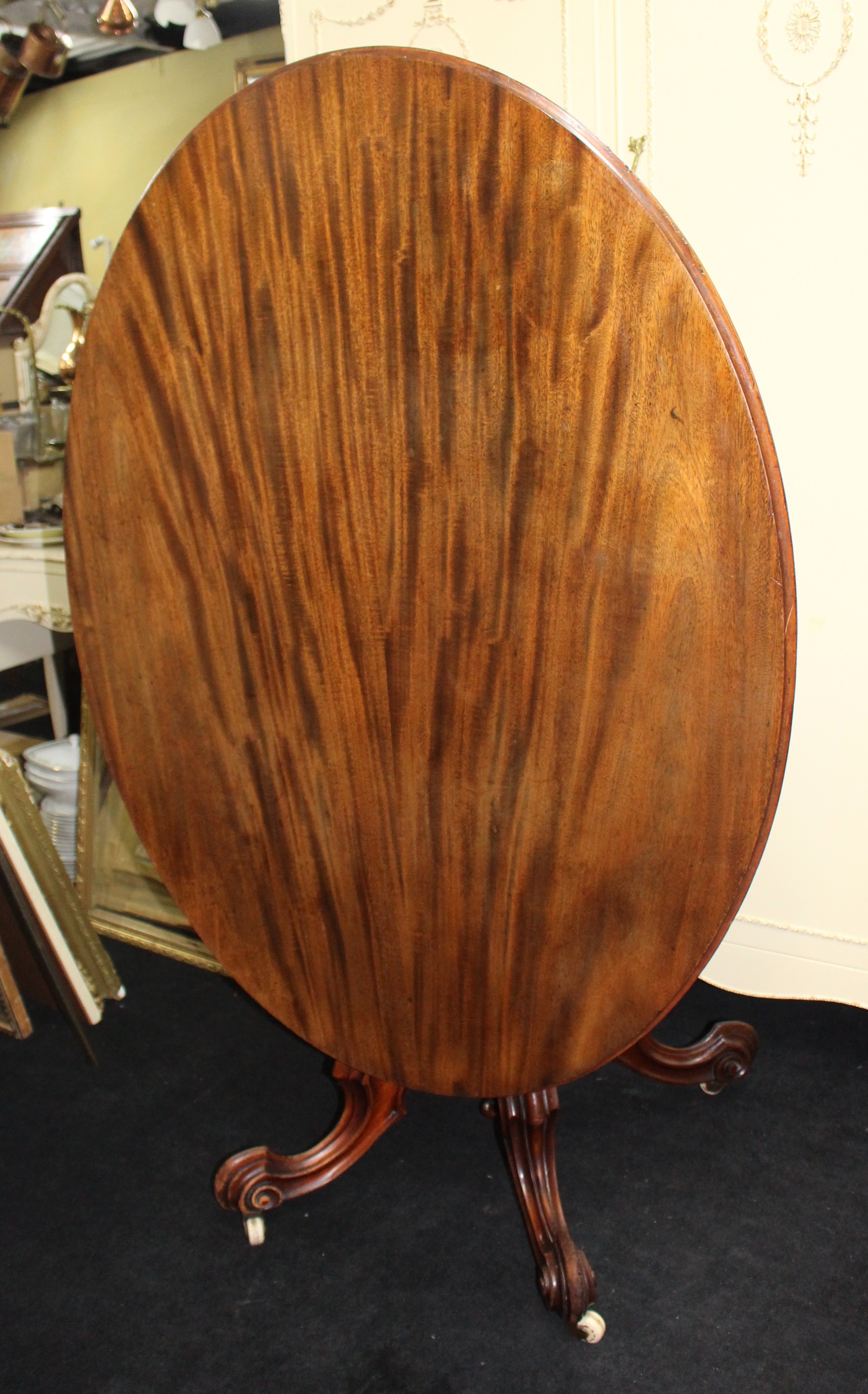 Mahogany Late 19th c. Oval Table - Image 6 of 7