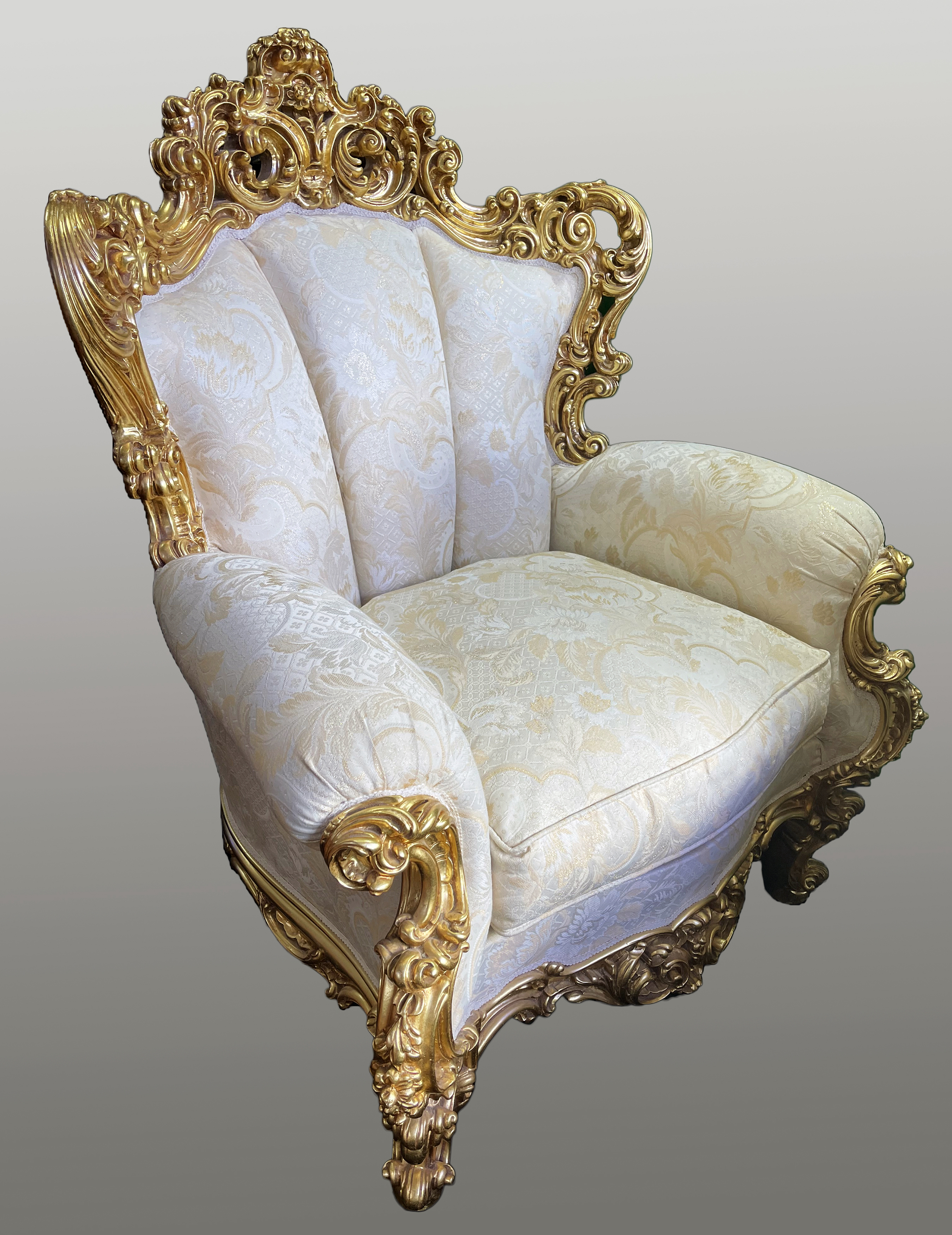 Fine Ornate Italian Silk Three Piece Giltwood Suite - Image 13 of 20