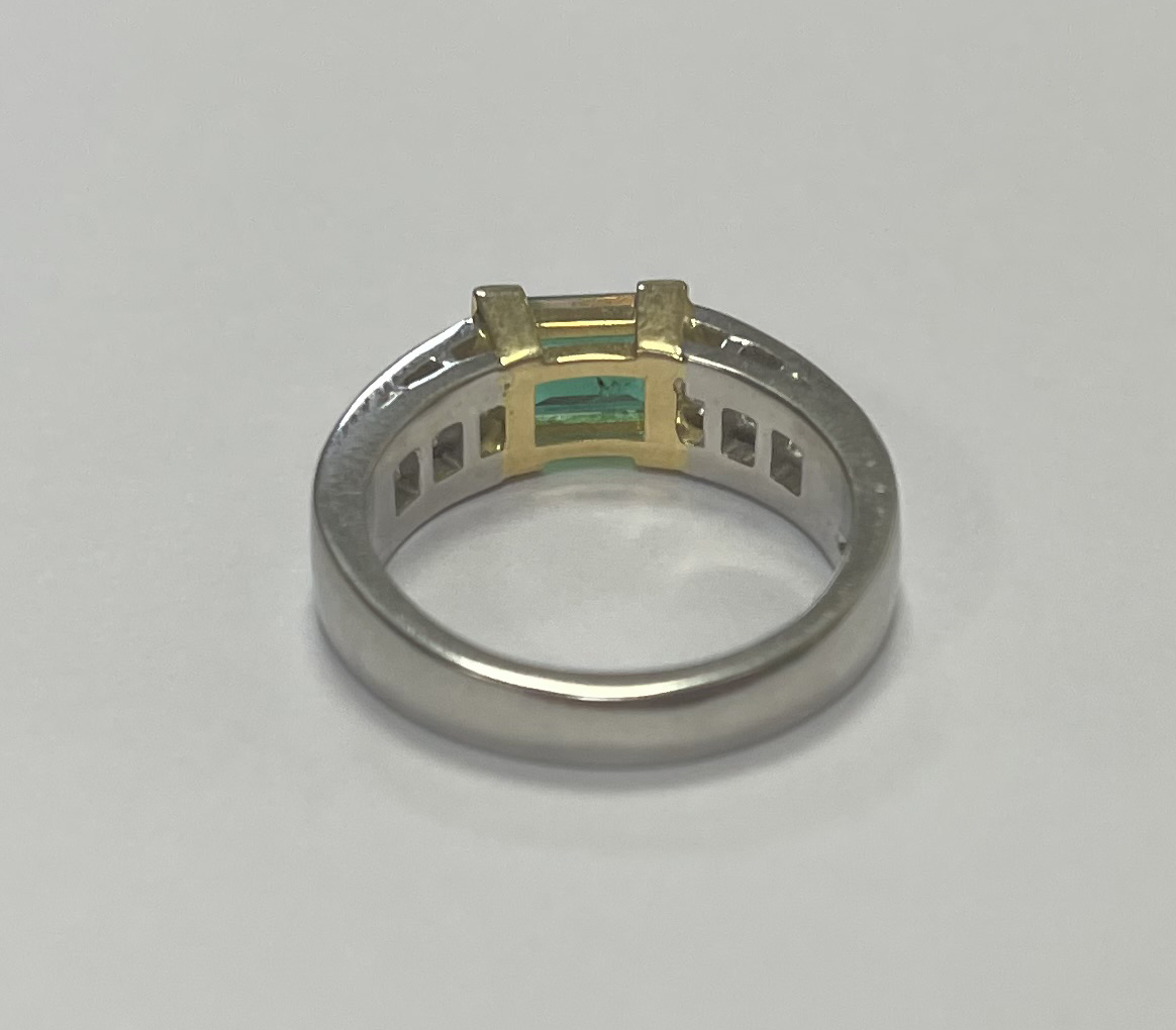 Emerald & Diamond Platinum Ring - Image 5 of 6