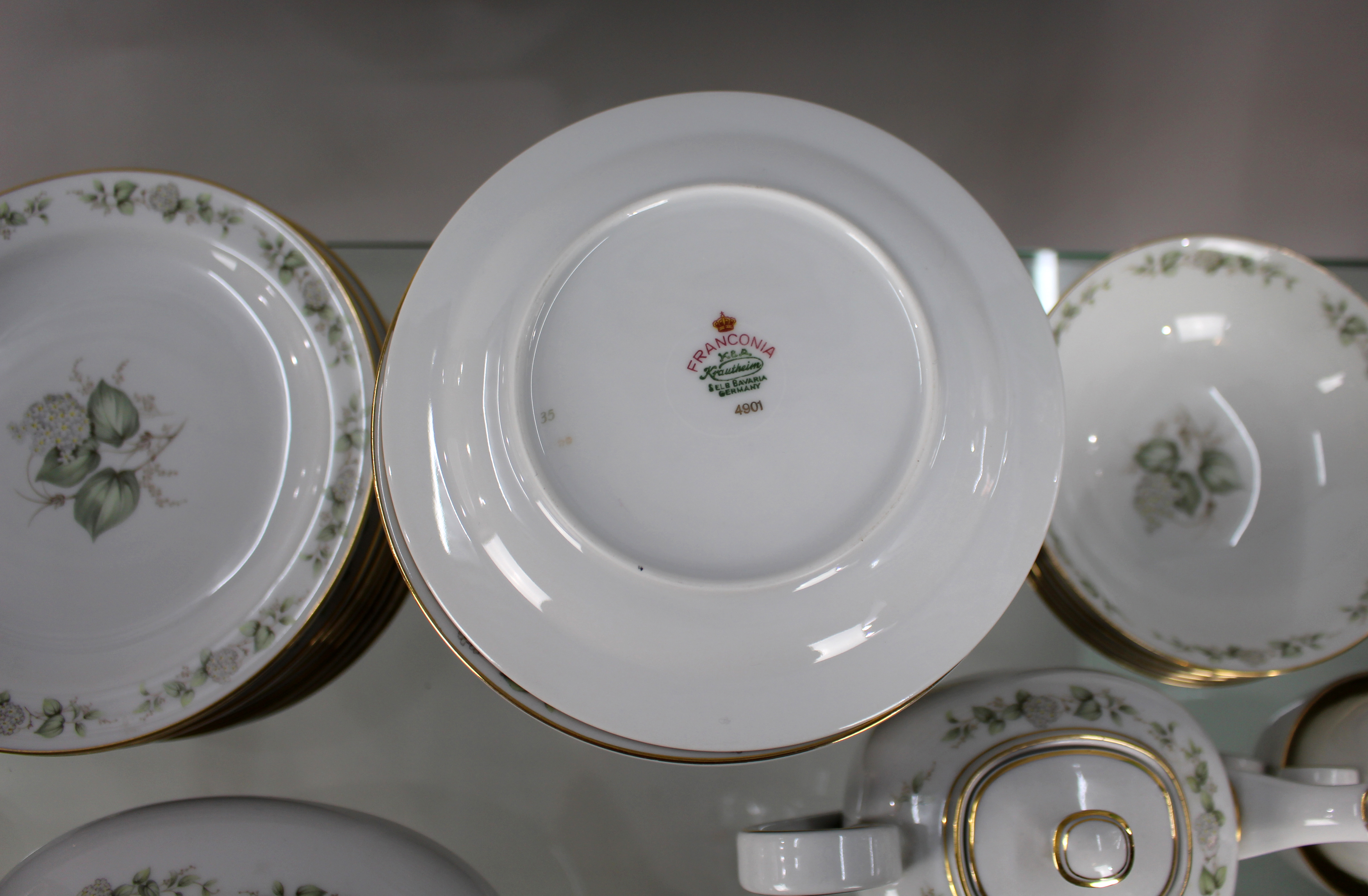 Large Franconia Krautheim Summer Bloom Pattern Dinner Service - Image 6 of 15