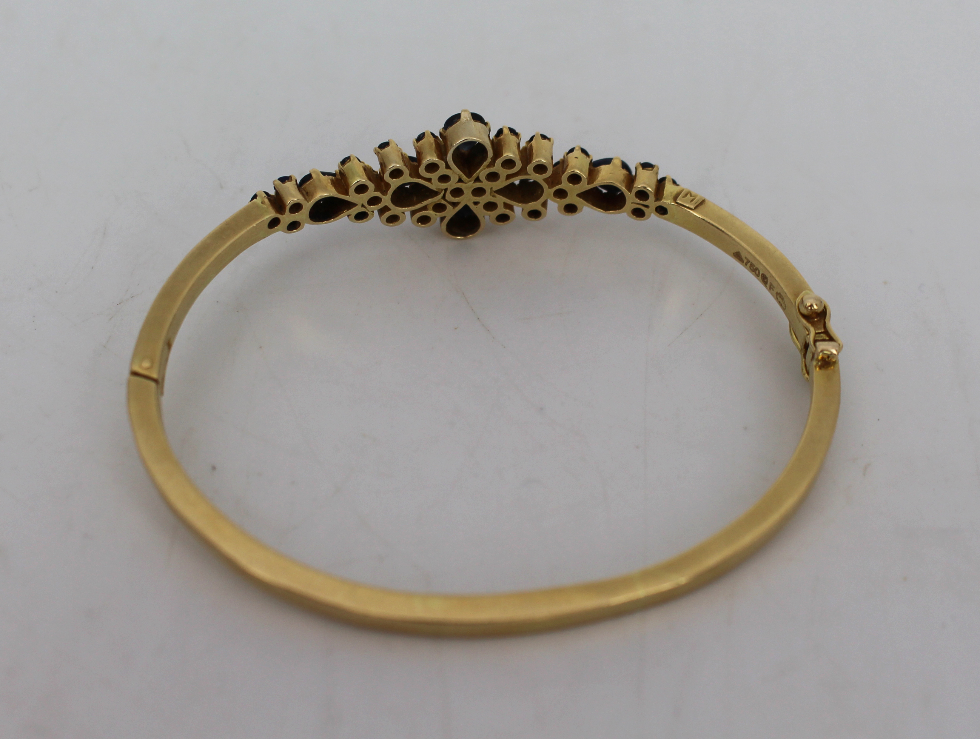 Russian Sapphire 18ct Gold Bracelet - Image 4 of 4