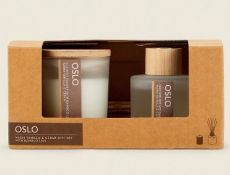 (191/7G) Lot RRP £90. 3x New Boxed Oslo Warm Vanilla & Cedar Gift Set RRP £15 Each. Set Contains...