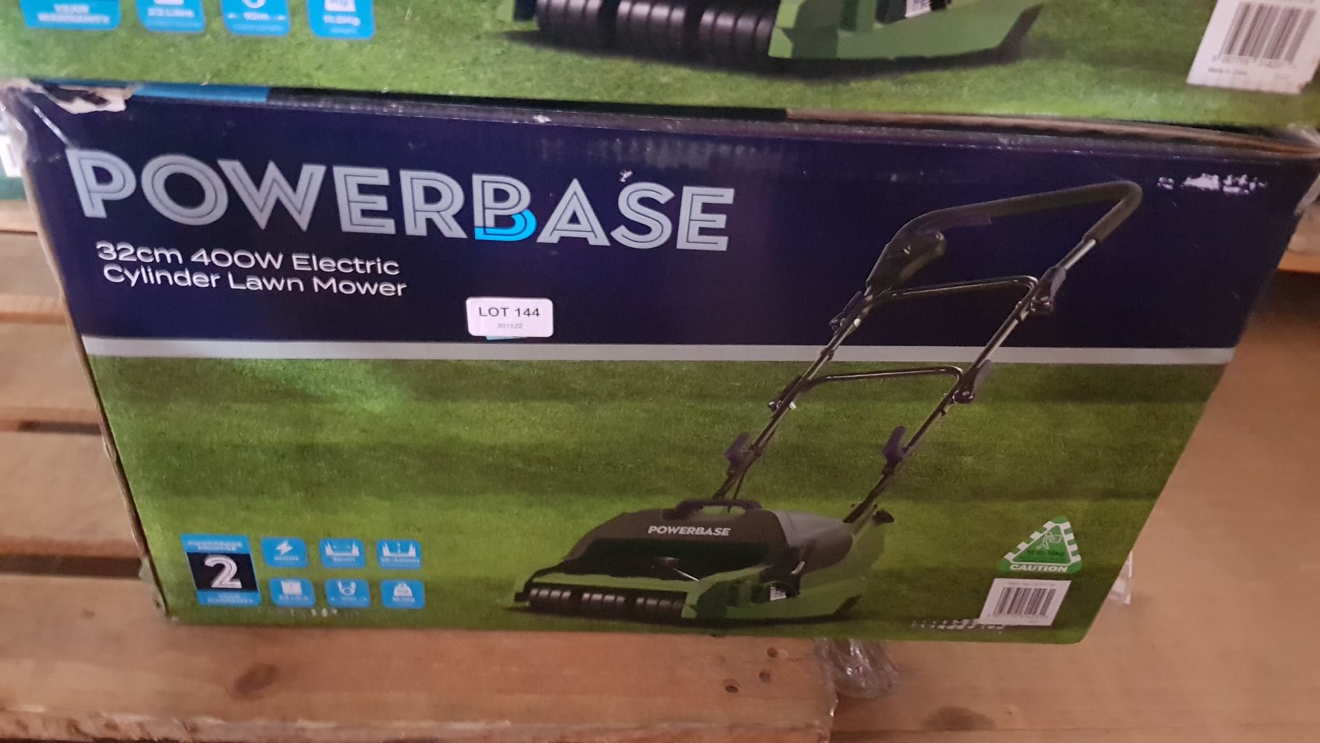 (144/Mez/P) RRP £119. Powerbase 32cm 400W Cylinder Electric Mower. - Image 6 of 6