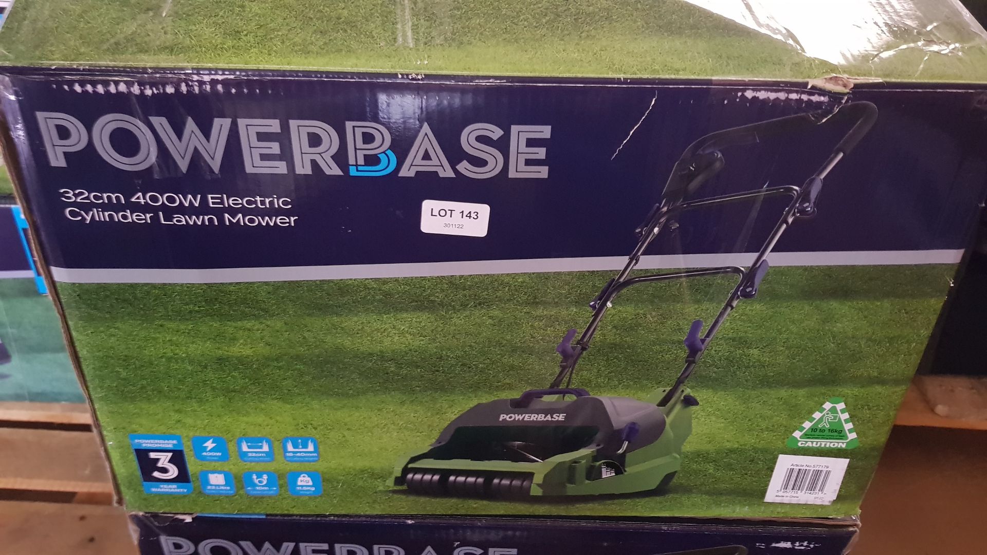 (143/Mez/P) RRP £119. Powerbase 32cm 400W Cylinder Electric Mower. - Image 6 of 6