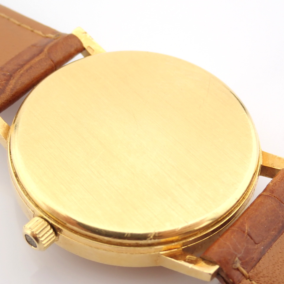 Omega / Vintage Seamaster - Gentlmen's Yellow gold Wrist Watch - Image 4 of 10