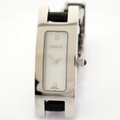 Gucci / 3900L / Mother Of Pearl & Diamond Dial - (Unworn) Leather / Lady's