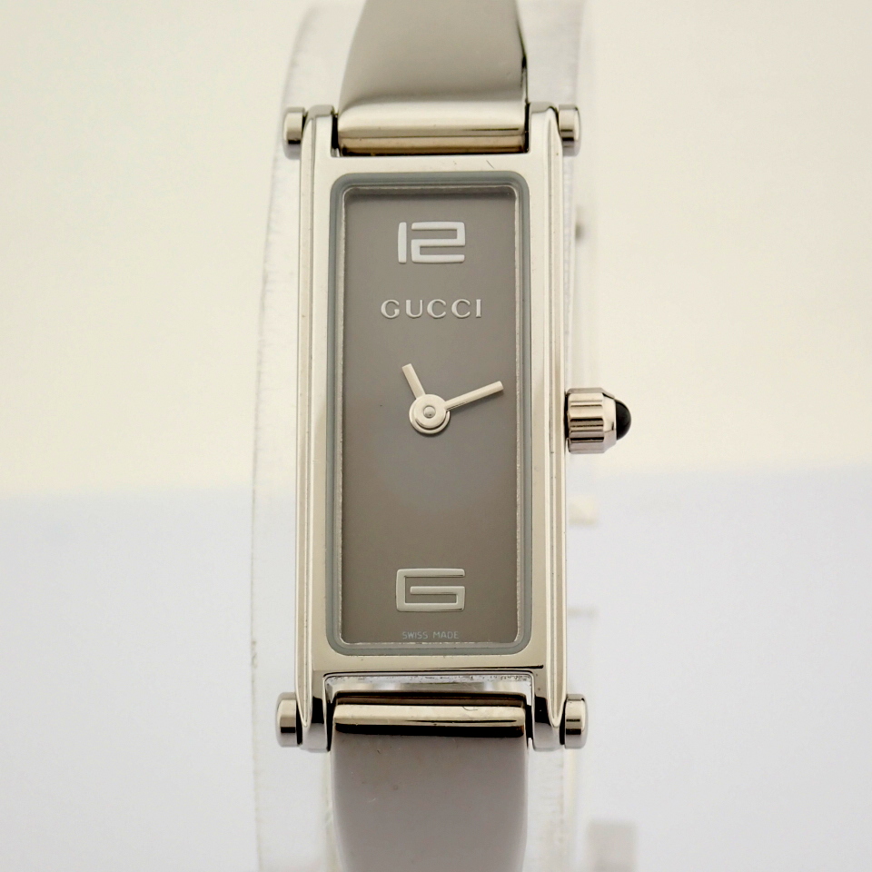 Gucci / 1500L - (Unworn) Lady's Steel Wrist Watch
