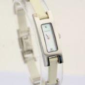 Gucci / 3900L Diamond Dial, Mother of pearl - (Unworn) Lady's Steel Wrist Watch