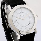 Gucci / 5200M.1 - (Unworn) Gentlmen's Steel Wrist Watch